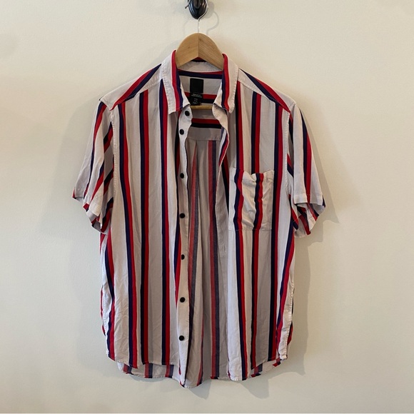 H&M Other - H&M Men’s Red, White & Blue Stripe Button Down Shirt Sz Medium